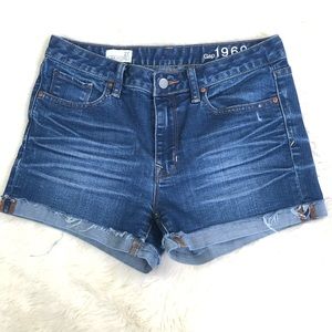 Gap 1969 slim cut-off jean shorts 27